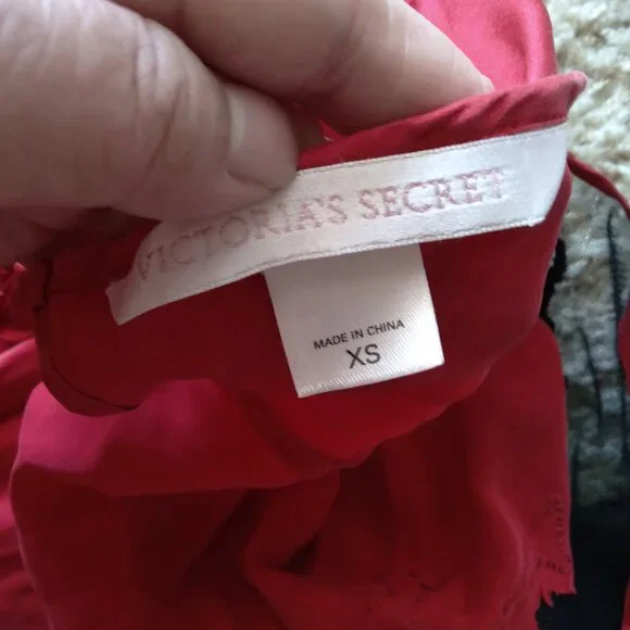 Vintage Y2K Victoria's Secret Red and Black Silk Maxi Dress with Sheer Mesh - Picture 6 of 7